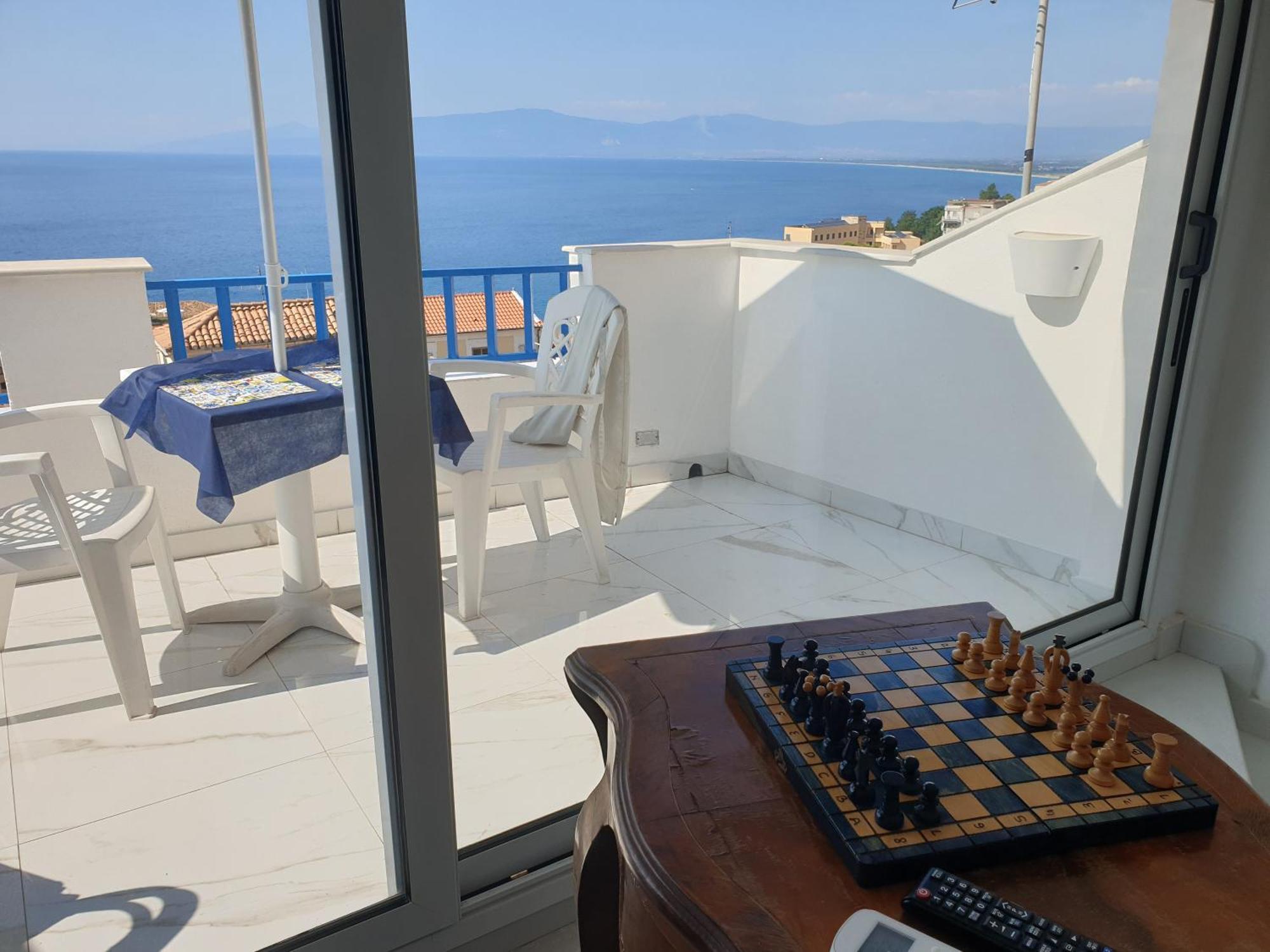 "Lo Studiolo" Apartment Pizzo  Eksteriør bilde